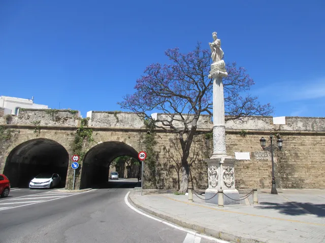 Baluarte y Murallas de San Carlos