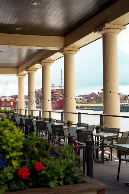 Coal Kitchen Restaurant & Cocktail Bar Gloucester Quays