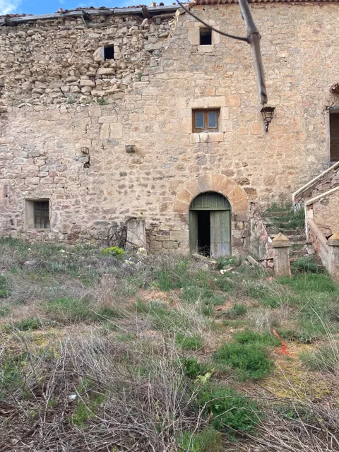 Casa fuerte de Vega de Arias