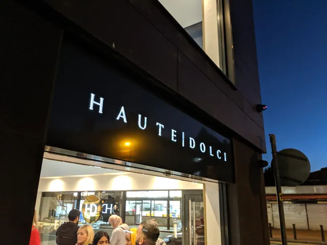 Haute Dolci Bolton