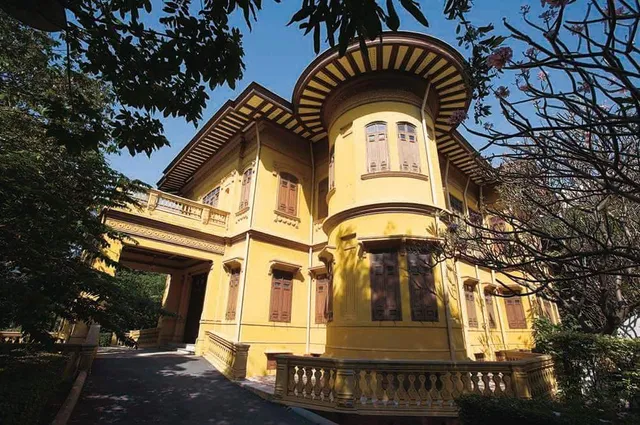 Queen Savang Vadhana Museum