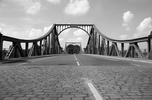 Glienicker Brücke