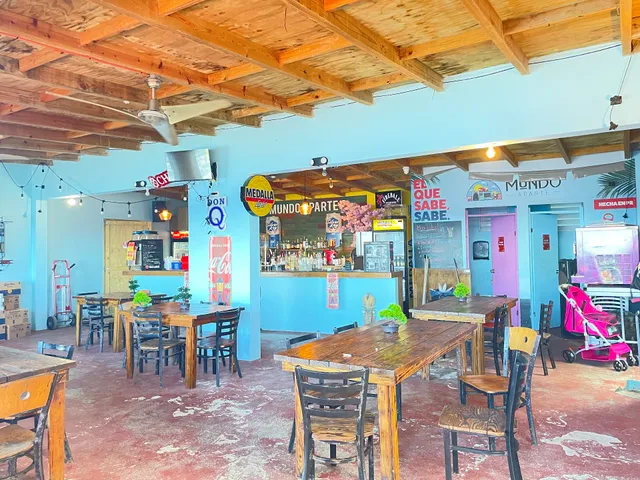 Mundo aparte 2, san juan puerto rico