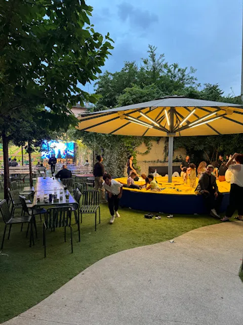 JO&JOE Gentilly Restaurant & Bar