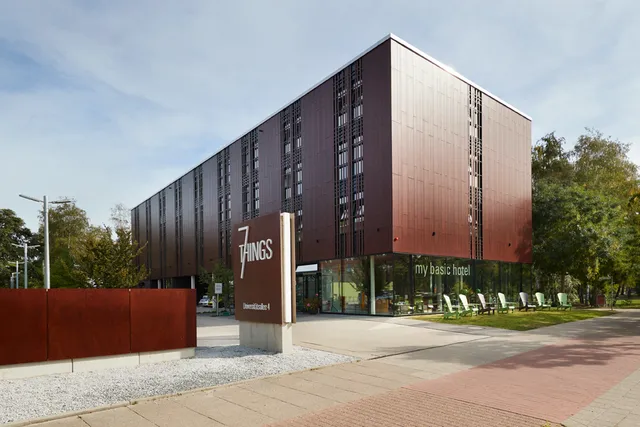 7THINGS - hotel & apartment