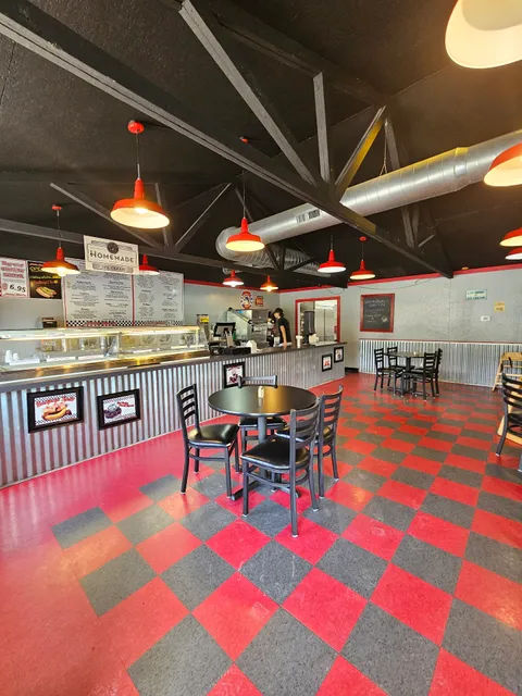 Daisy Mae's Dairy Barn