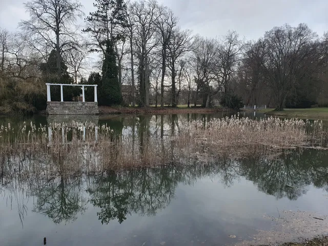 Schloss Park