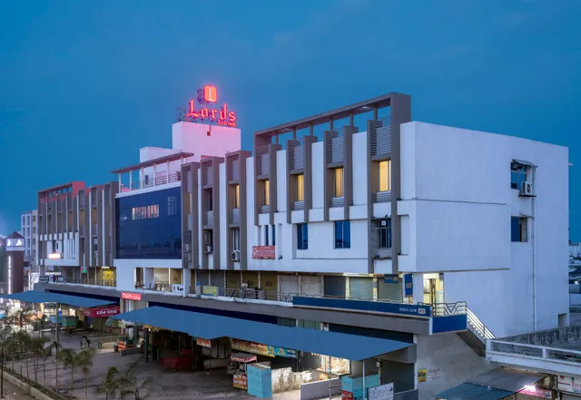 Lords Eco inn Rajkot-Shapar