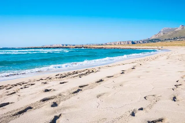 Macari Beach (Cala della Bruca)