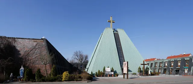 Misjonarze Oblaci Maryi Niepokalanej - dom zakonny