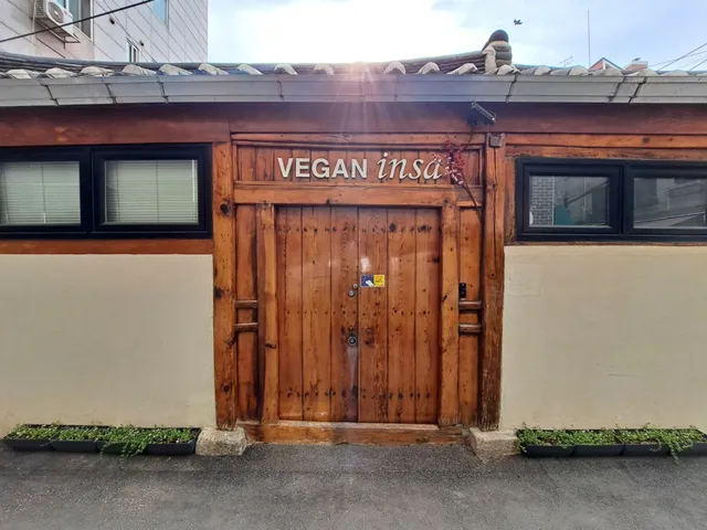 Vegan Insa