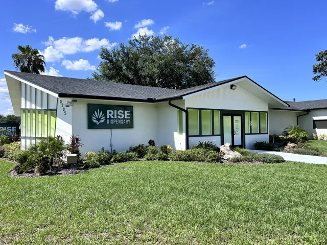RISE Medical Cannabis Dispensary Fruitland Park