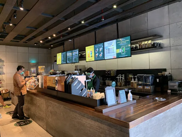Starbucks Reserve Plaza Senayan