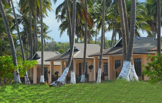 Coral Chaungtha Beach Hotel