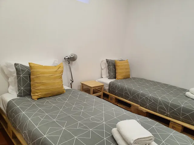 Alojamento Zabava - Sacavém