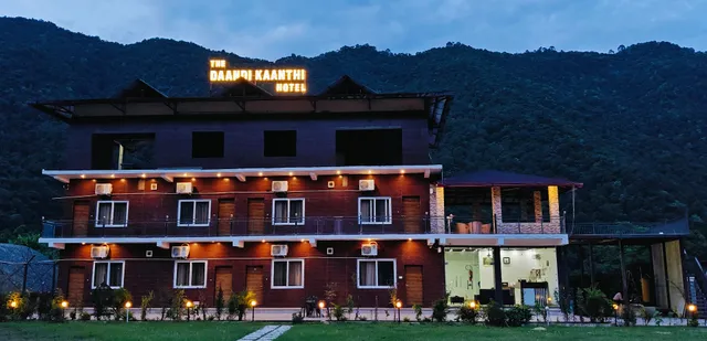 The Daandikaanthi Hotel (डांडी कांठी होटल)