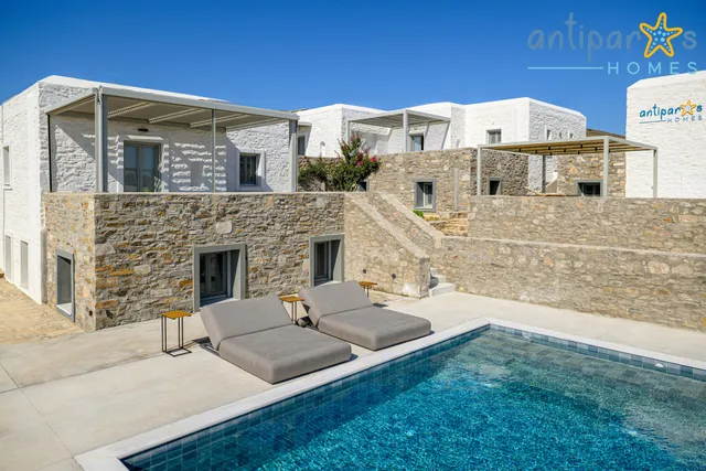 Antiparos Homes