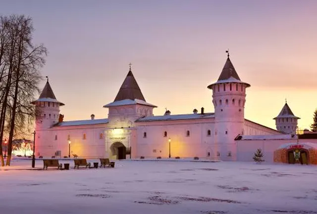 Dvorets Namestnika. Muzey Istorii Pravleniya Sibiri