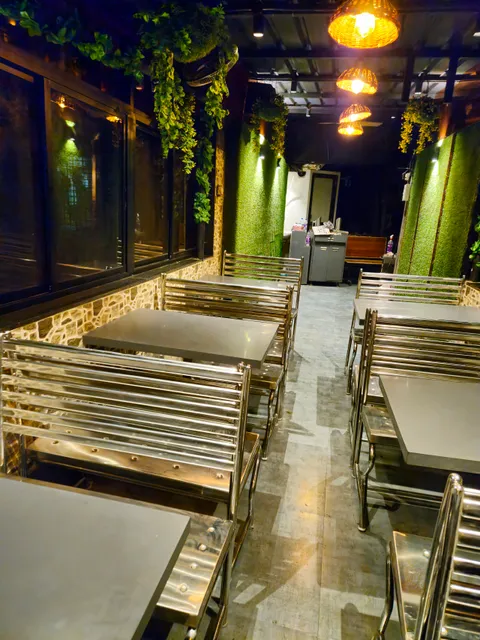 Great Punjab Restaurant & Bar (Kalyan Station)