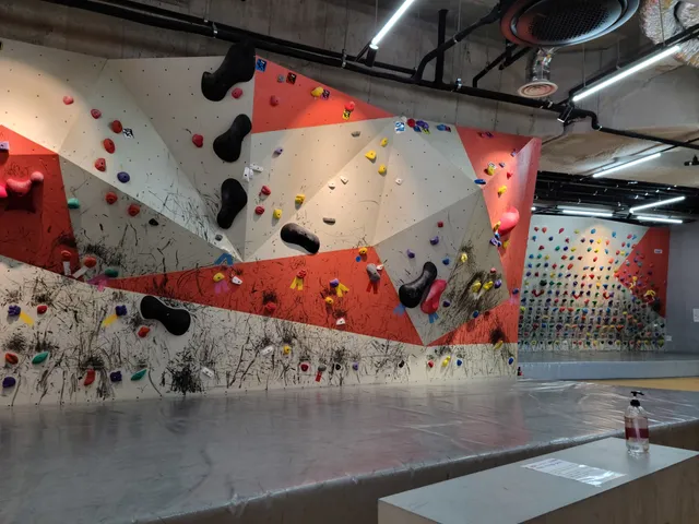 Seoul Mountain Climbing & Culture Center