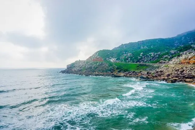 Bãi biển Bãi Gốc