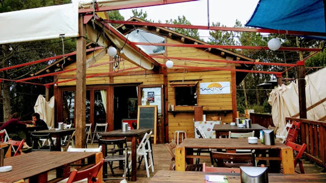 Chiringuito La Mar de Fondo