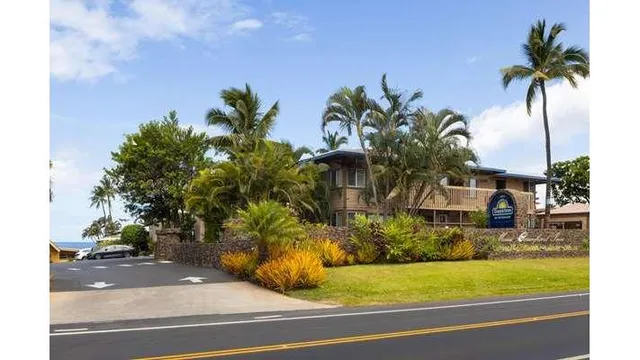 Days Inn by Wyndham Maui Oceanfront