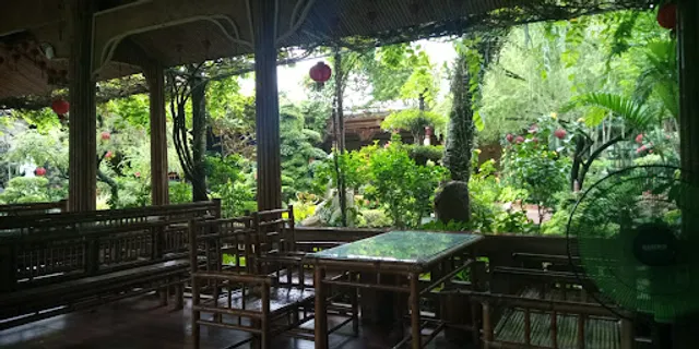 Café Nhạc Hoa Viên - Huế