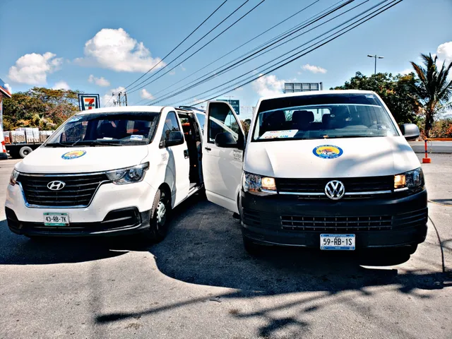 Holboxaholics Transfer by Miguels Holbox