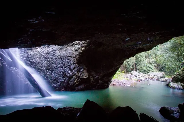 Natural Bridge, Springbrook National Park