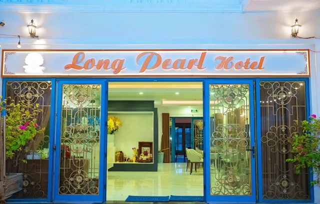Long pearl hotel