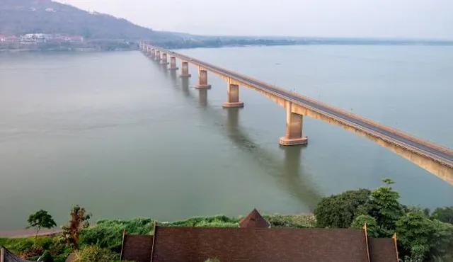 Laos-Nippon Bridge