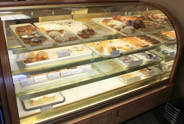 Blue Gate Restaurant & Bakery