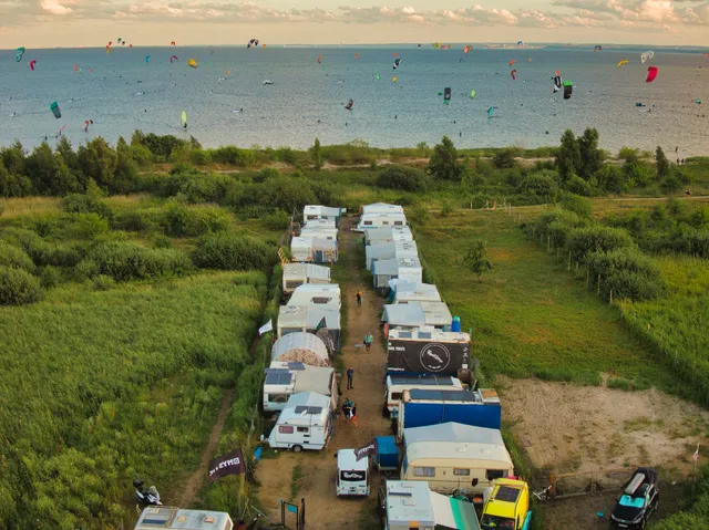 Flow CAMP - pole kempingowe Jastarnia