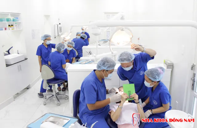 Nha Khoa Đông Nam - Lê Hồng Phong