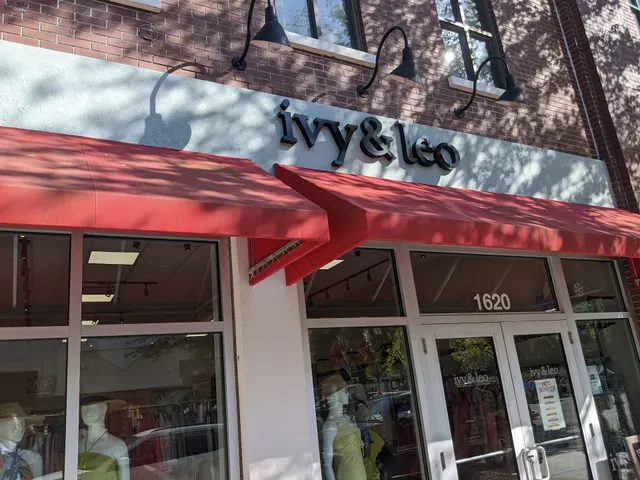 ivy & leo