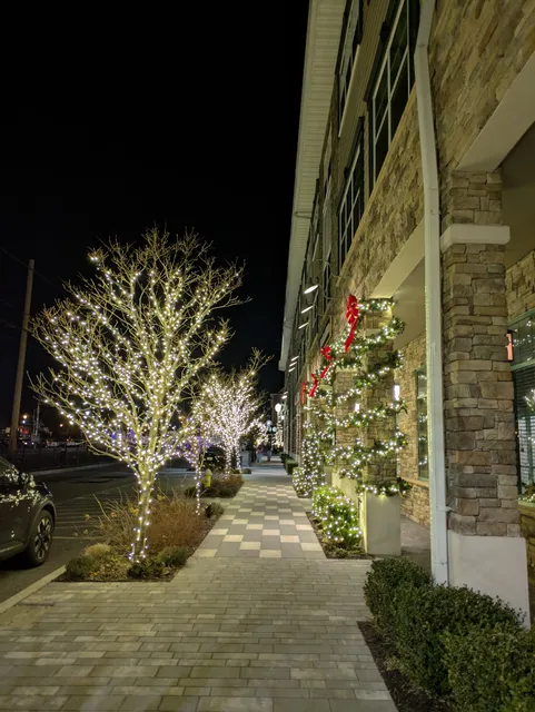 Fairfield Metro At Farmingdale Village