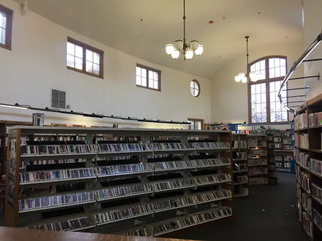 Lincoln Heights Branch Library