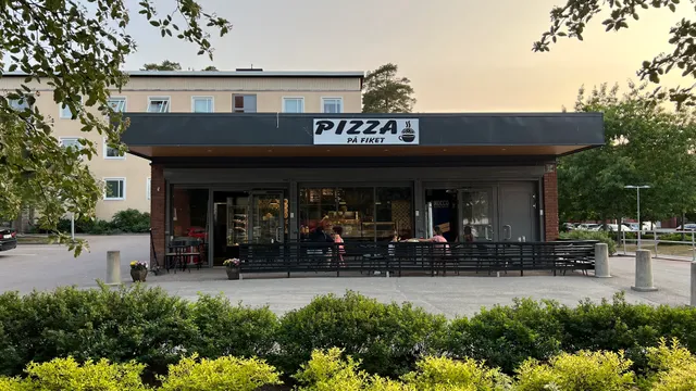 Pizza på Fiket