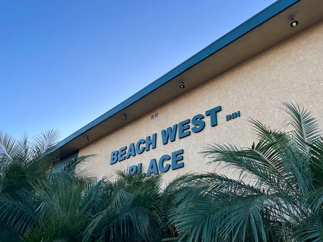 Beach West Inn