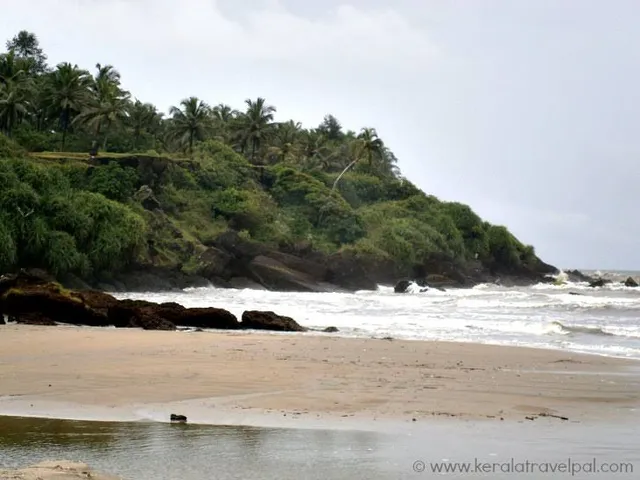 Meenkunnu Beach