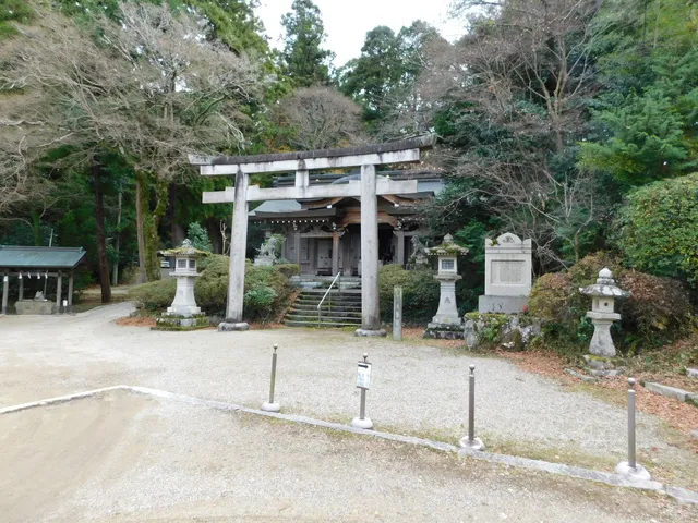Sessha Namiki Shrine