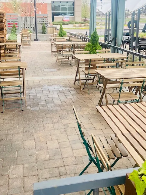 Woodgrain Bagel & Deli