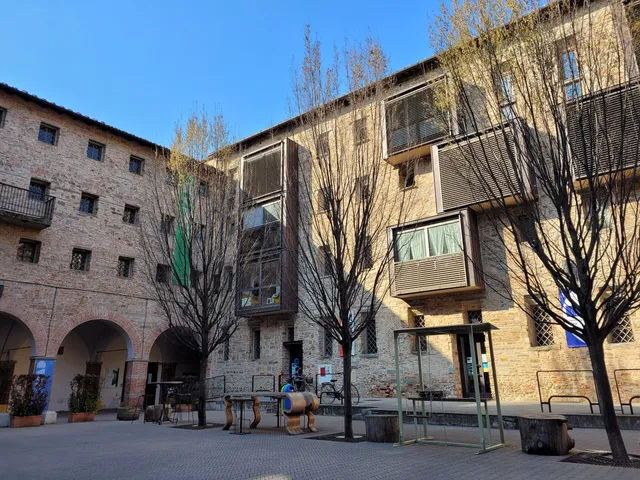 THE MURATE. CONTEMPORARY ART PROJECTS