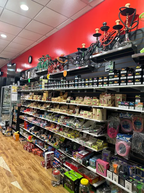 Smoke Hub(GIFT HUB) Cigar, JUUL, Kratom, Kama, 7 Ohmz, Vape, CBD, E-juice, Lattafa Perfume