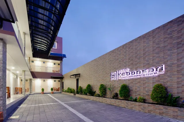 Grand Kebonsari - Guest House & Homestay Syari'ah