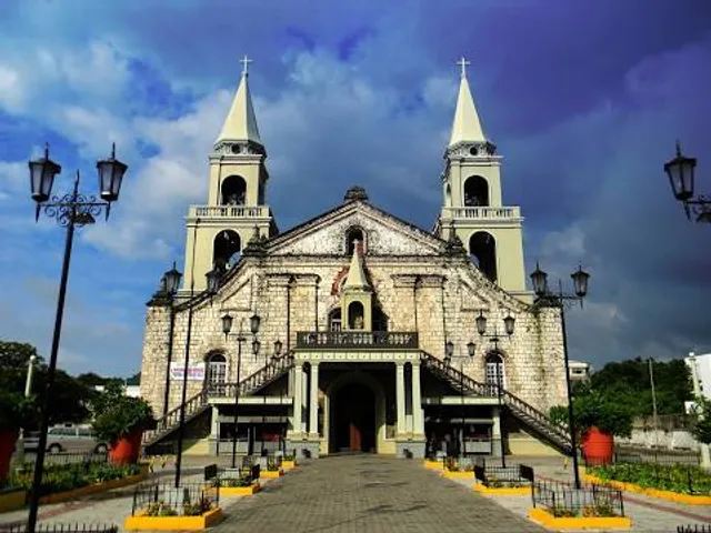 Jaro Metropolitan Cathedral - National Shrine of Nuestra Señora de La Candelaria