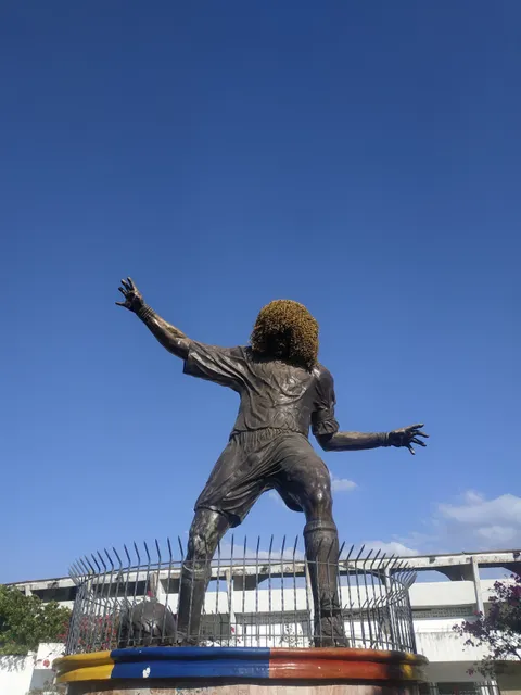 Monumento a El Pibe Valderrama