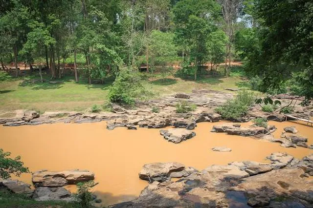 สะพานสลิง อุทยานแห่งชาติทุ่งแสลงหลวง