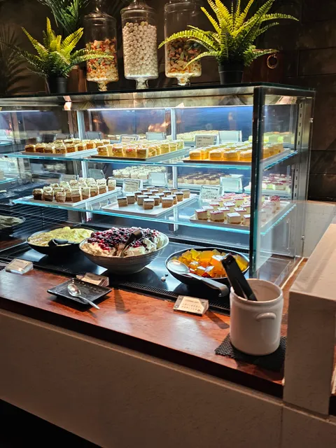 COSMO All You Can Eat World Buffet Restaurant | Oxford